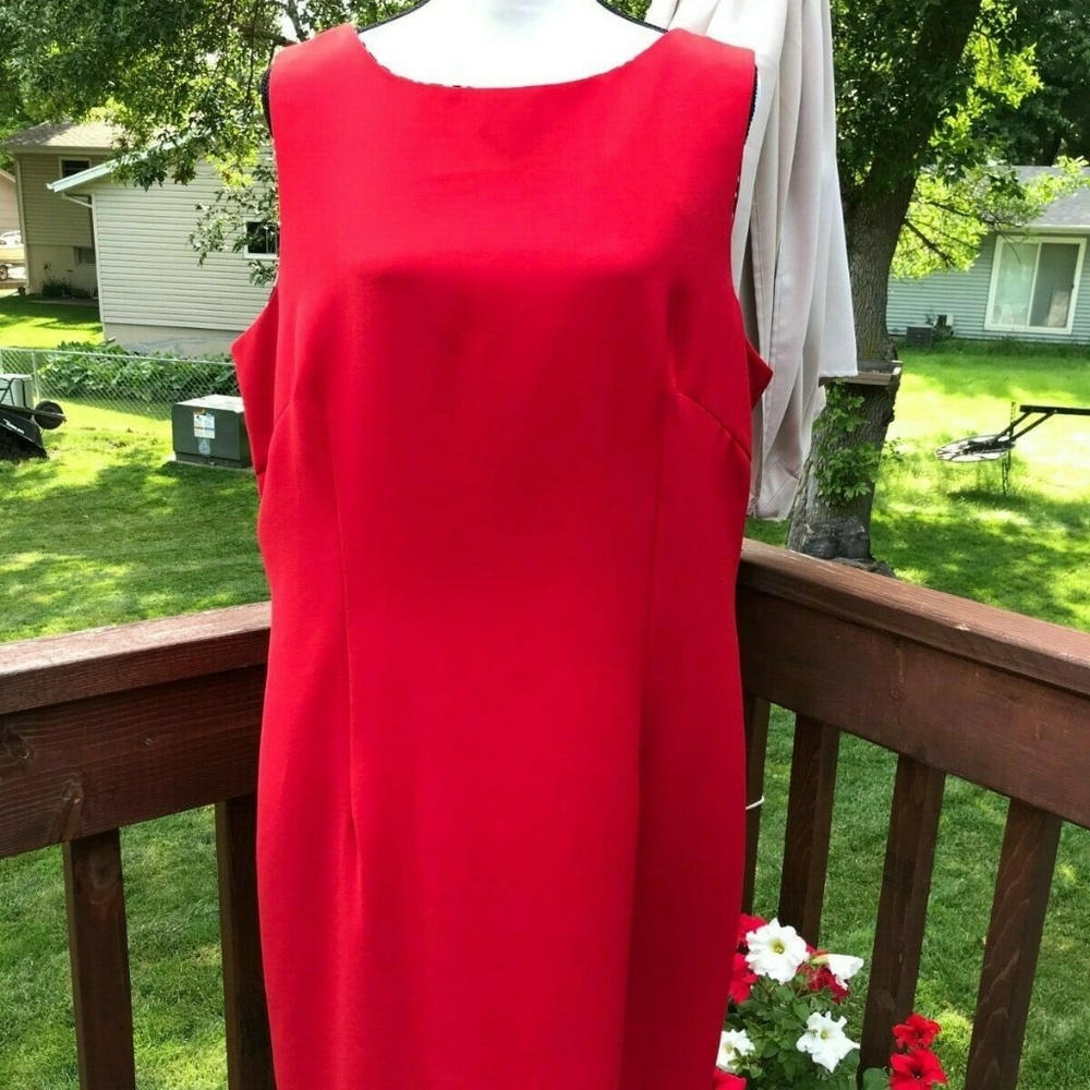 VIRGO Dress Red sleeveless Size 18.